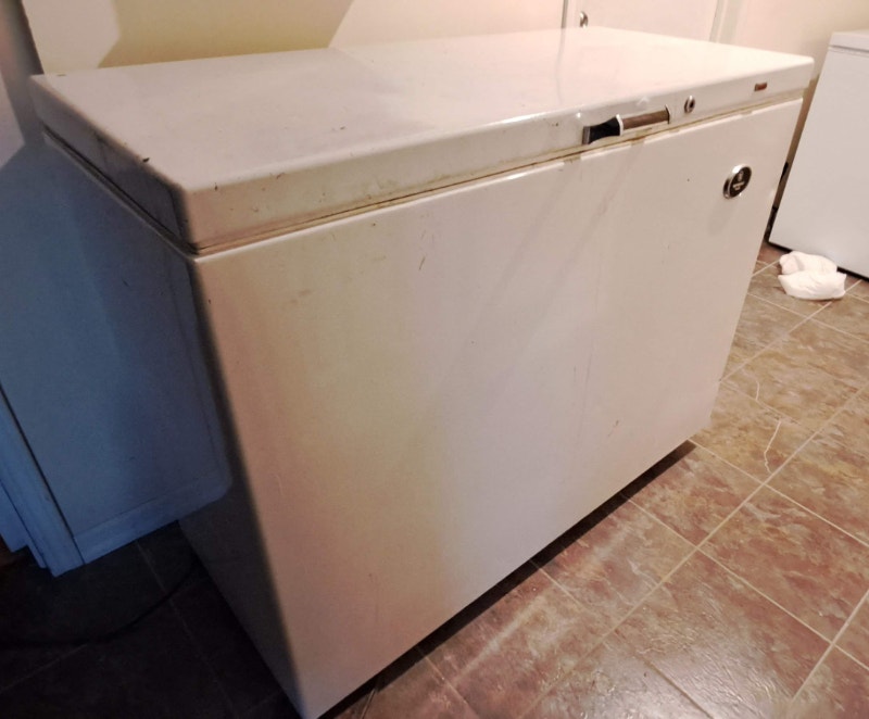Chest freezer 12 cu ft. Freezers Calgary Kijiji