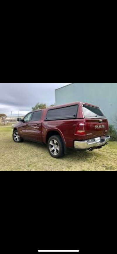 Ayes the boy that builds the boat. And ayes the boy that does the hot safties 500$ any car. Just pro...