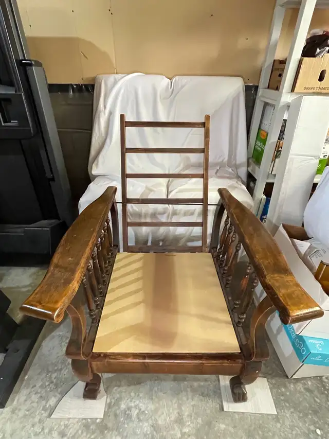 Antique solid wood Morris recliner armchair - must sell Reduced in Chairs & Recliners in Kingston - Image 6