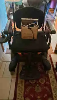 QM-710 wheelchair