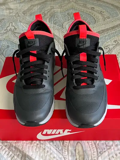 Nike Air Max 90 Ultra Mid Winter, View more