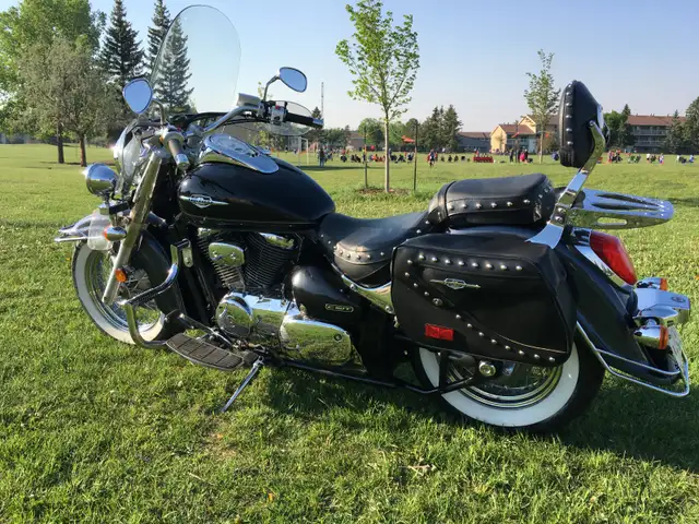 2011 Suzuki Boulevard C50T in Street, Cruisers & Choppers in Edmonton - Image 5