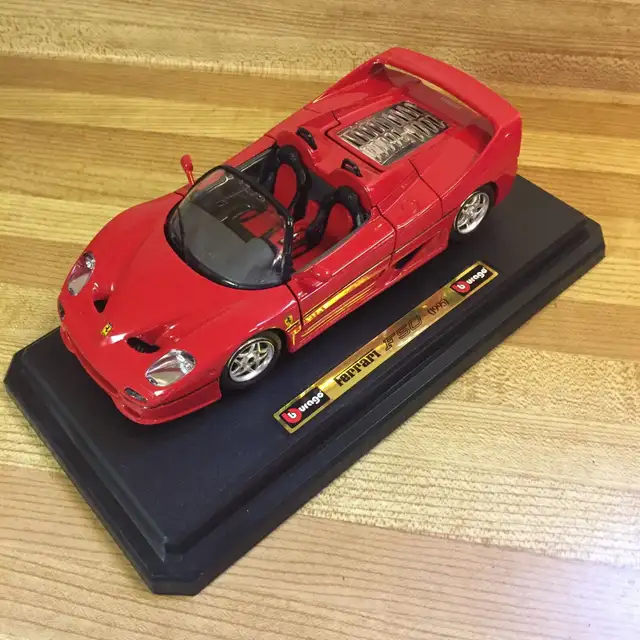 Ferrari F50 1995 Bburago 1/24 Die-cast Model (NIB)628632575200011222
