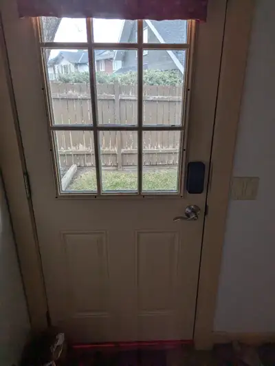 Spacious Basement Room for Rent – Private Washroom