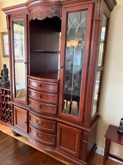 Cabinet – Mint Condition, View more