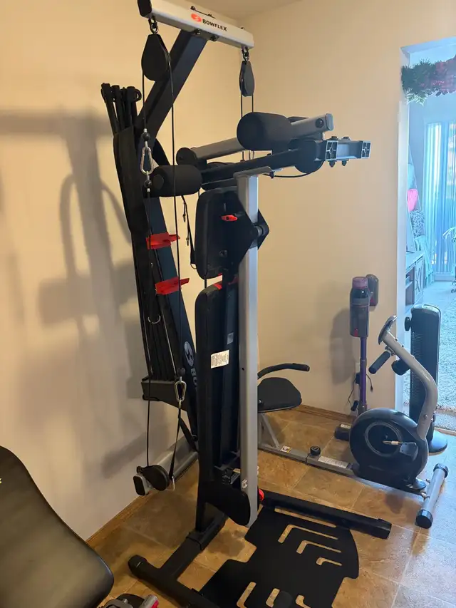 Bowflex PR1000 Home Gym  in Exercise Equipment in Saskatoon - Image 2