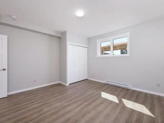 Bright and modern 1 bedroom suite for rent in Long Term Rentals in Whitehorse - Image 8