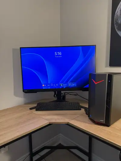 Complete Gaming Station: PC + Monitor, View more