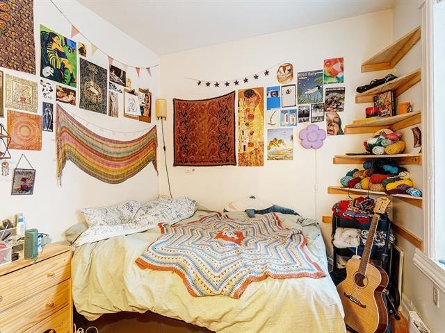 Affordable 4‑Bedroom in the Heart of Le Plateau – Deck& Backyard — photo 3