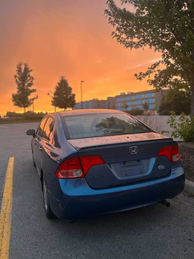 2008 Manual Honda Civic in Cars & Trucks in City of Toronto - Image 2