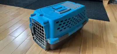 Small Petmate Ultra Vari Kennel 19”, View more