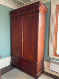 Grande armoire garde-robe Normande début ann.es 1900