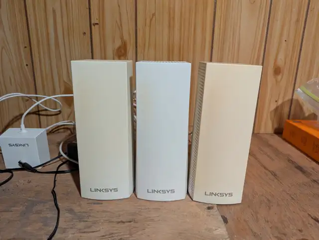 Linksys Velop WiFi 5 Mesh System – MR9000 + 3x WHW03 in Networking in City of Montréal - Image 3
