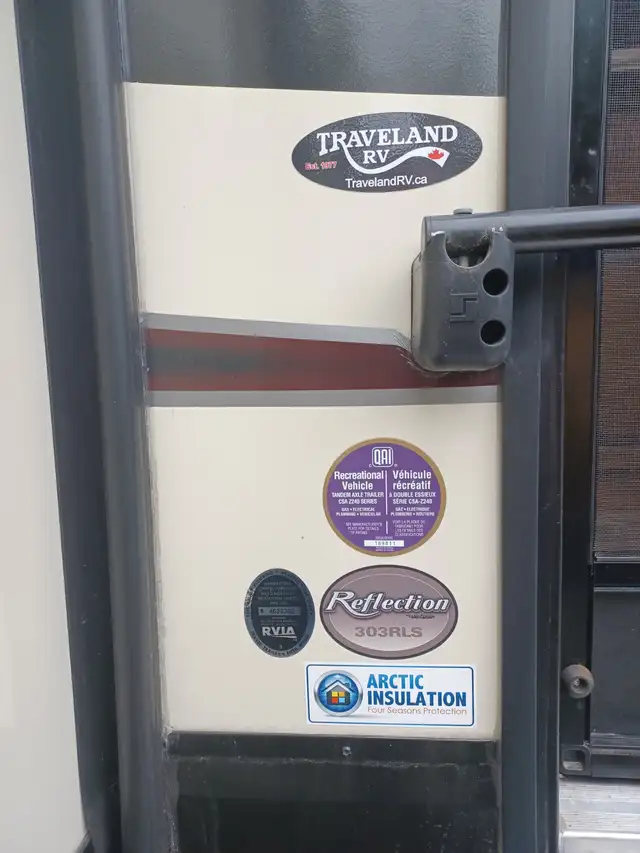 RV 5th Wheel in RVs & Motorhomes in 100 Mile House - Image 10