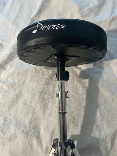DONNER DRUM SEAT THRONE DOUBLE BRACE, View more