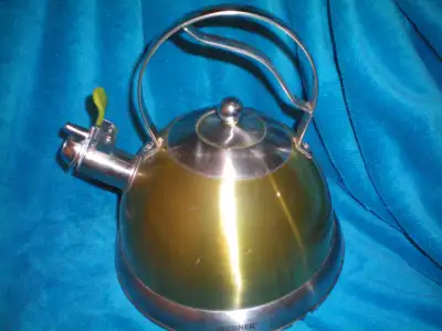 dishes, crystal dishes, teapots, kettle, dining ware (Japan), etc. $ 30-5. Free delivery is availabl...