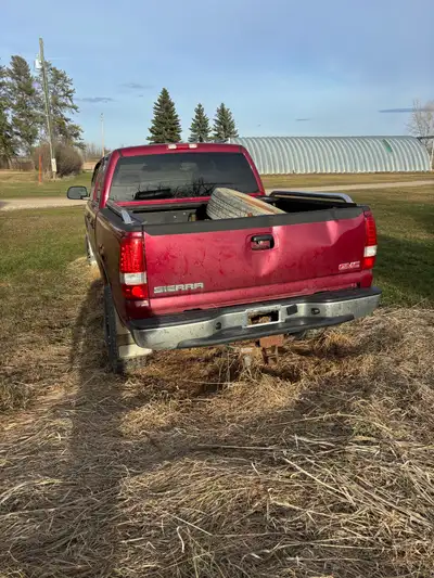 Needs transmission, good parts truck