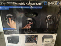 Barska HQ300 Biometric Keypad Safe