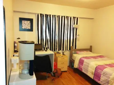 Two Upstairs Rooms for Female Student near SFU