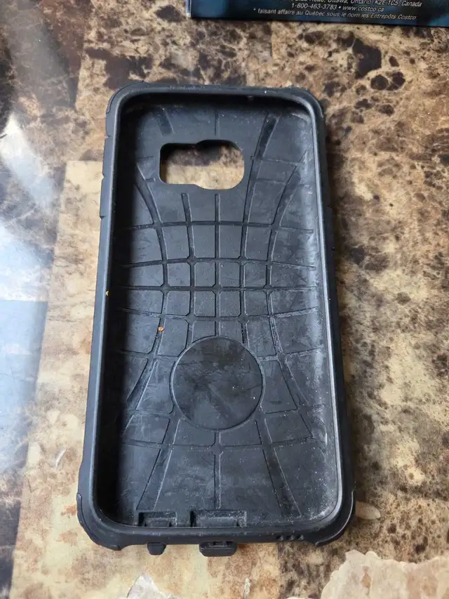 Like New Samsung S7 CASE $3 in Cell Phone Accessories in Edmonton - Image 3