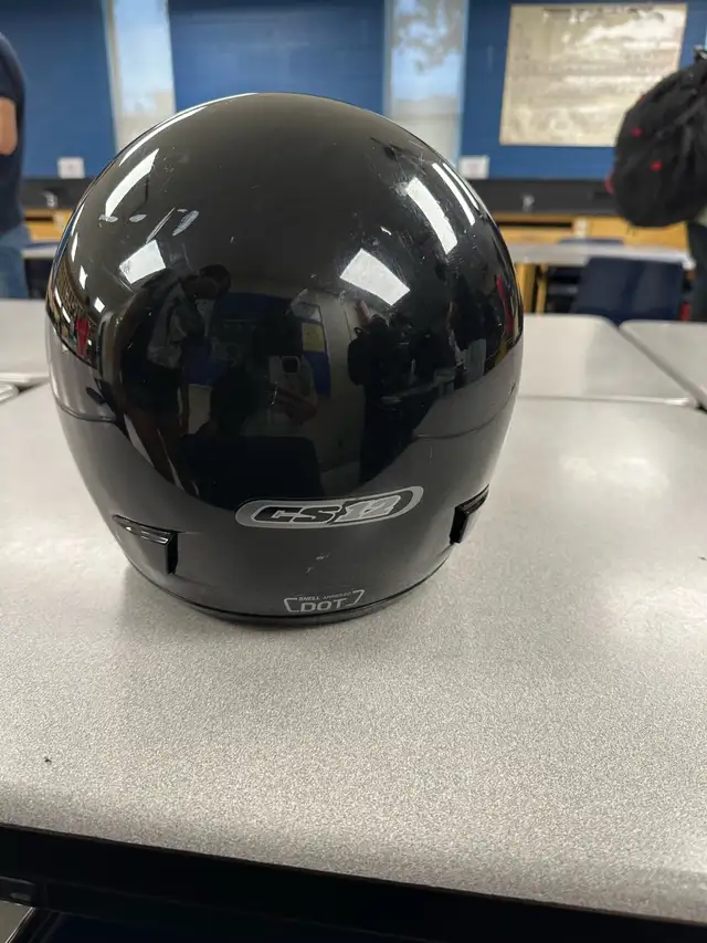 HJC Black Motorcycle Helmet in Other in Mississauga / Peel Region - Image 3