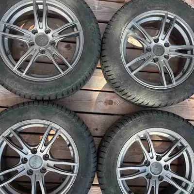 Used Envy EV5 rims with IcePro3 studded tires. Original owner. Tires have about 45000 klms usage. Va...