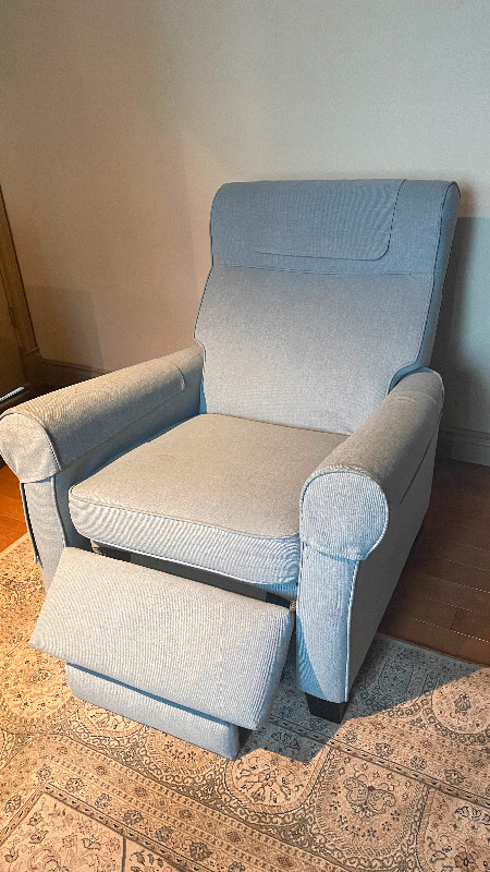 Ikea MUREN recliner chair - chaise dans Chaises, Fauteuils inclinables  à Ville de Montréal