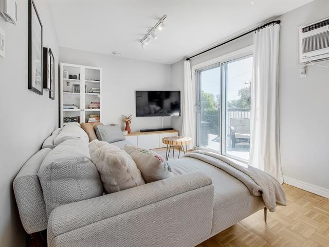 Beau 4 1/2 à louer à Laval — photo 3