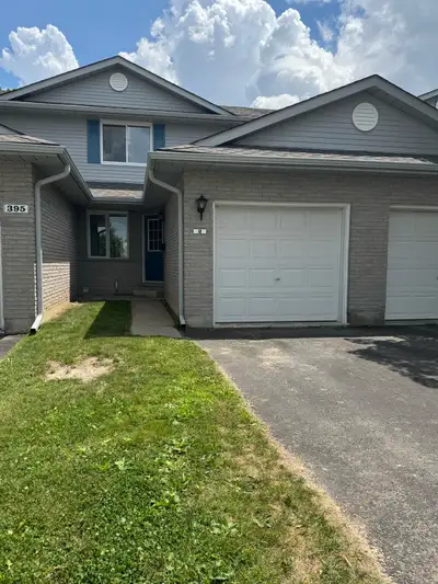CONDO TOWNHOUSE FOR RENT