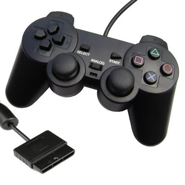 Game Controllers in Sony Playstation 3 in Hamilton - Image 3