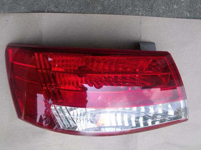 Hyundai Sonata 2006-2008 Rear LH (driver) Taillight in Auto Body Parts in Chatham-Kent