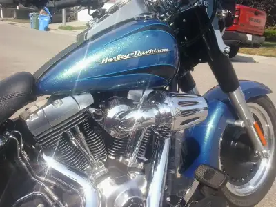 2014 Fatboy Stage One Big Twin EFI 1700 Polished Alum Wheels with blackout centers Large OD Handleba...