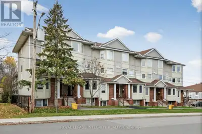 Beautiful 2-Bedroom Condo for Rent – 1400 Wildberry Court, Ottawa Welcome to your next home! This br...