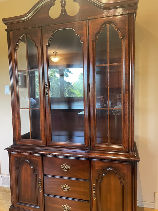 China display/storage solid wood Hutches & Display