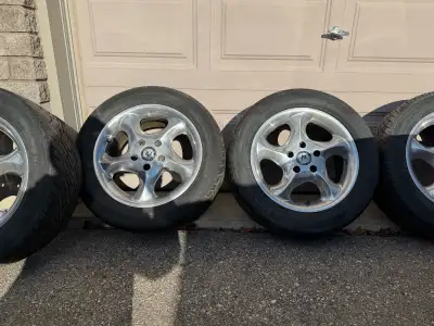 Set of 4 late 90’s early 2000 AR-157 American Racing Rims. 16”x7” 5x114.3 bolt pattern. Certainly co...