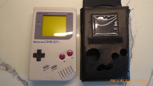 Original 1989 Game Boy. Includes 32 Games. Rare Carrying case in Toys & Games in City of Toronto