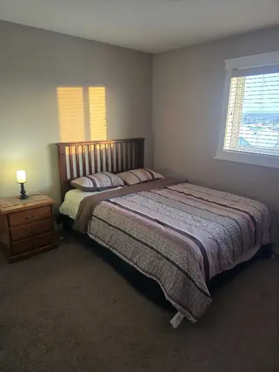 IF YOU DO NOT COMUTE TO FORT MCMURRAY FOR WORK, PLS DO NOT RESPOND TO THIS AD. Fully furnished bedro...