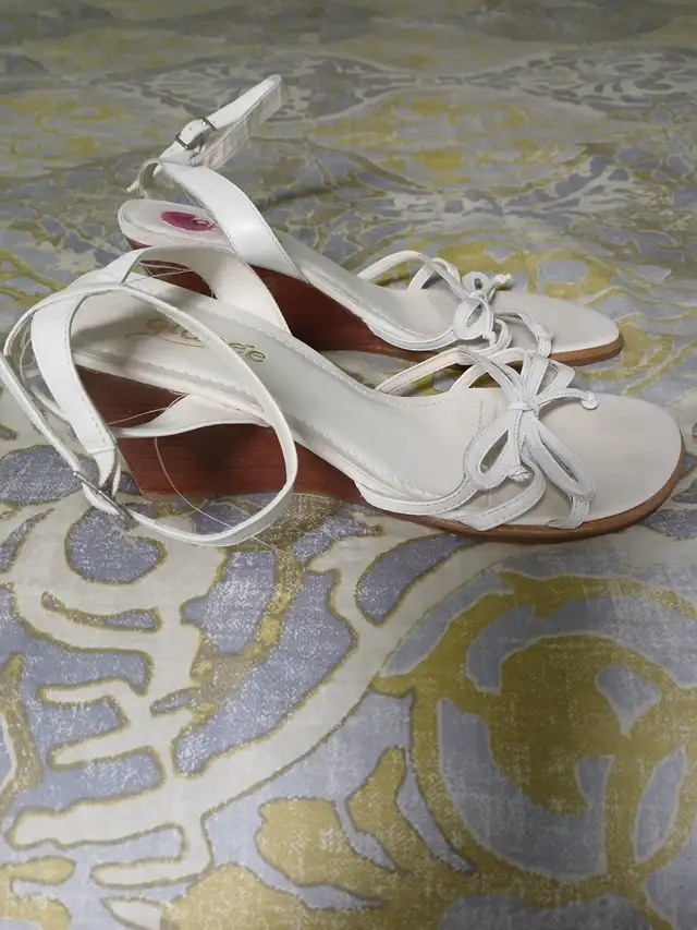 Glacee Womens White Sandals in Women's - Shoes in Windsor Region - Image 4