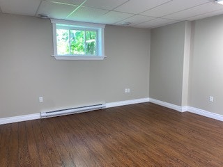 SOUTHSIDE 3 BEDROOM APARTMENT WITH YARD! 2