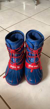 Size 11 kids Spider-Man winter boots