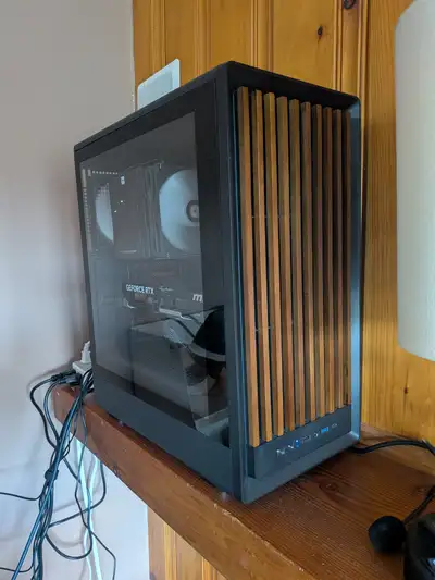 High-End Gaming PC – Ryzen 7 7800X3D + RTX 5070 + 32GB DDR5, View more