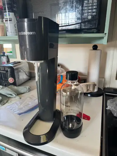 soda stream geniuse with bottle , View more