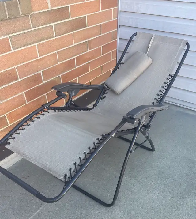 Lounger Chair No Gravity 