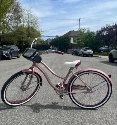 BRAND NEW Huffy 26-inch Capitol Women’s Beach Cruiser Bike, Perf, View more