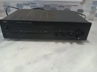 Nad C320BEE integrated amp with factory remote, View more