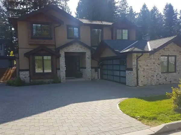 Furnished 1 Bedroom Suite Close to Edgemont Village