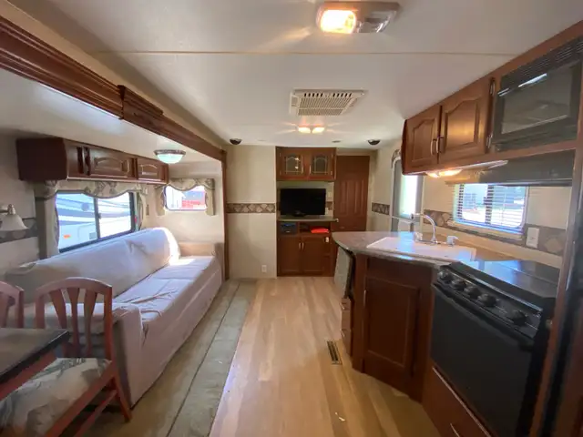 2008 Fleetwood Wilderness 27RB in Travel Trailers & Campers in Campbell River - Image 10