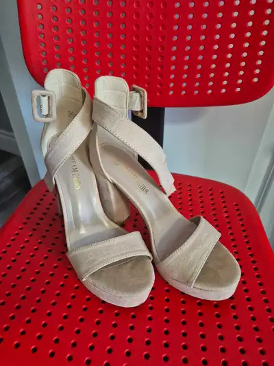 Womens shoes , View more
