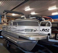 18ft/10 person PONTOON BOAT FOR SALE!! 