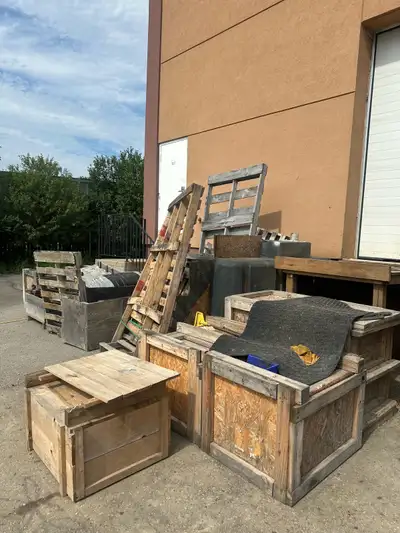 free wooden pallets & crates, View more